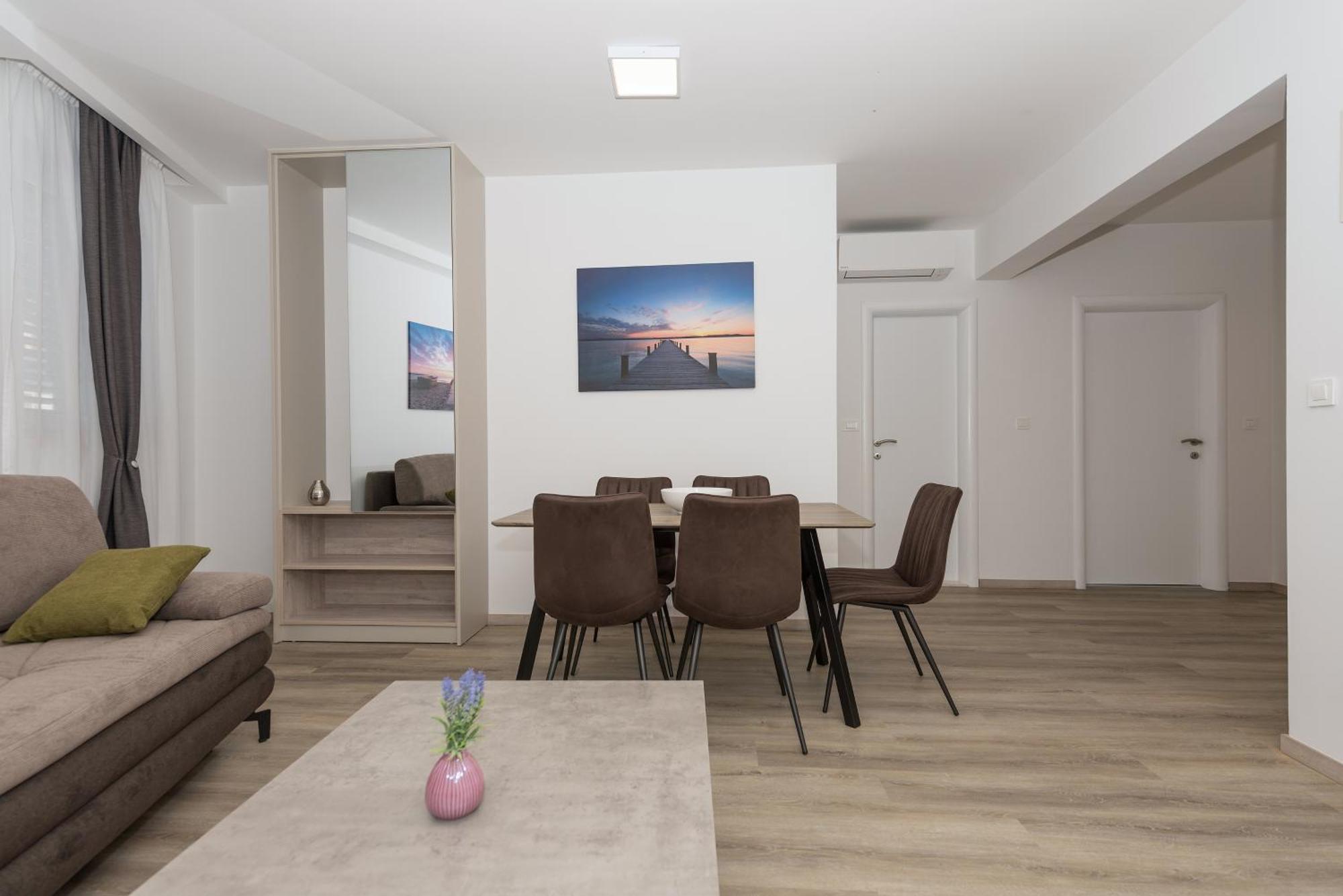 Apartments By The Sea Makarska - 19134 Room photo